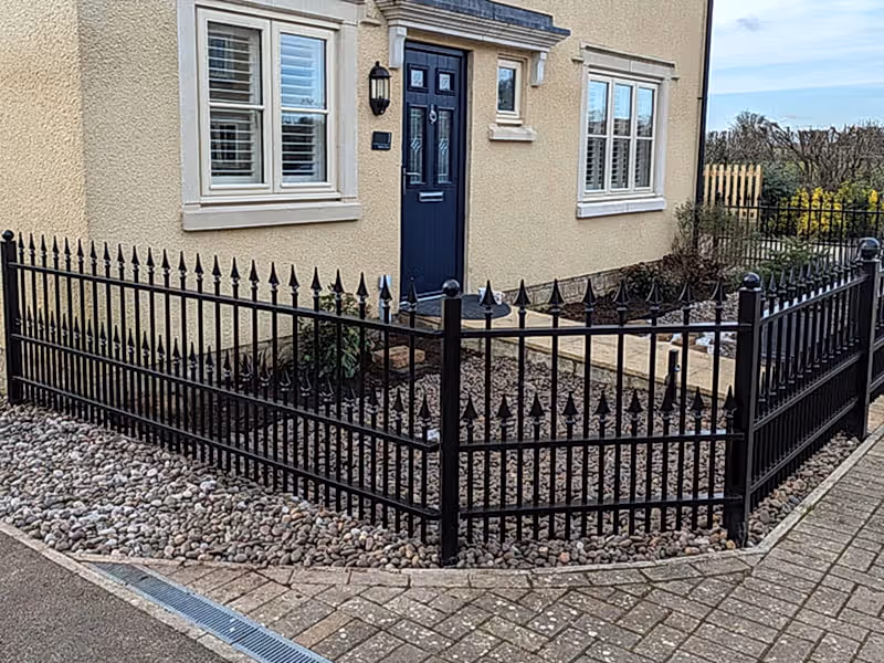 1m high black ornamental railings