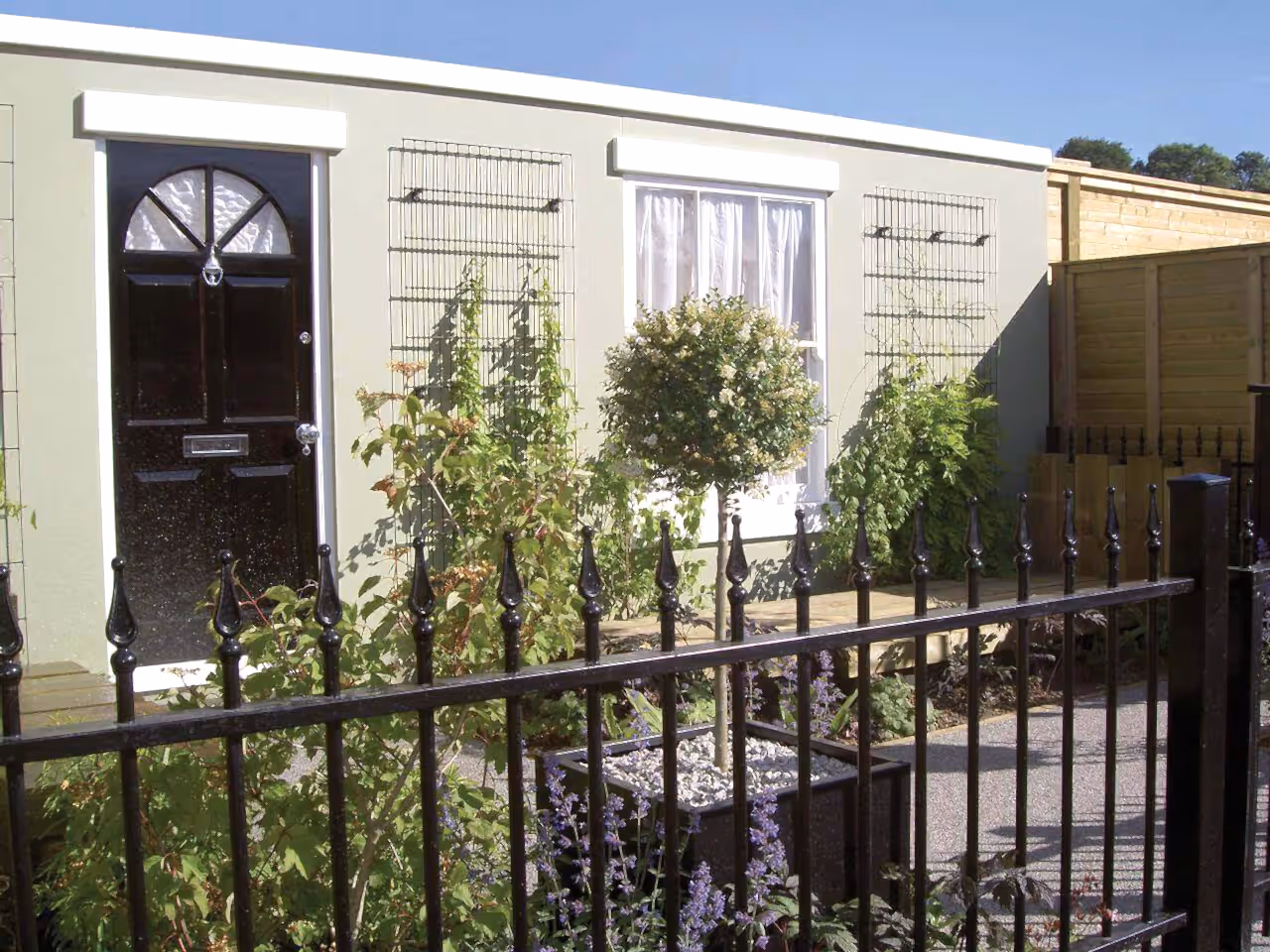 Metal Trellis on wall