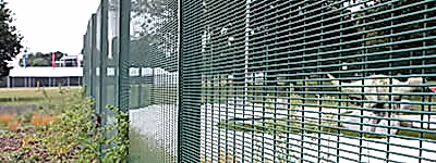 Welded mesh fencing