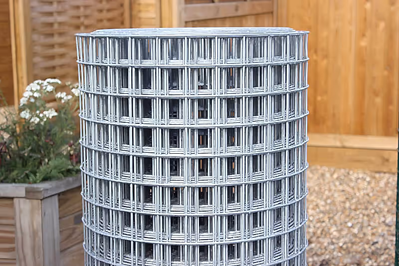 Galvanised mesh wire fencing