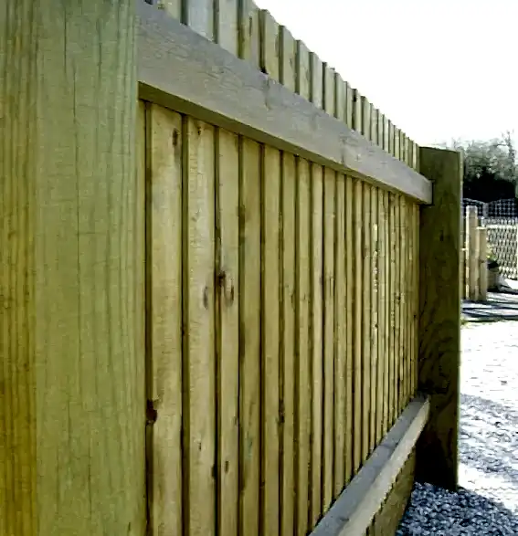 Back view of featherboard