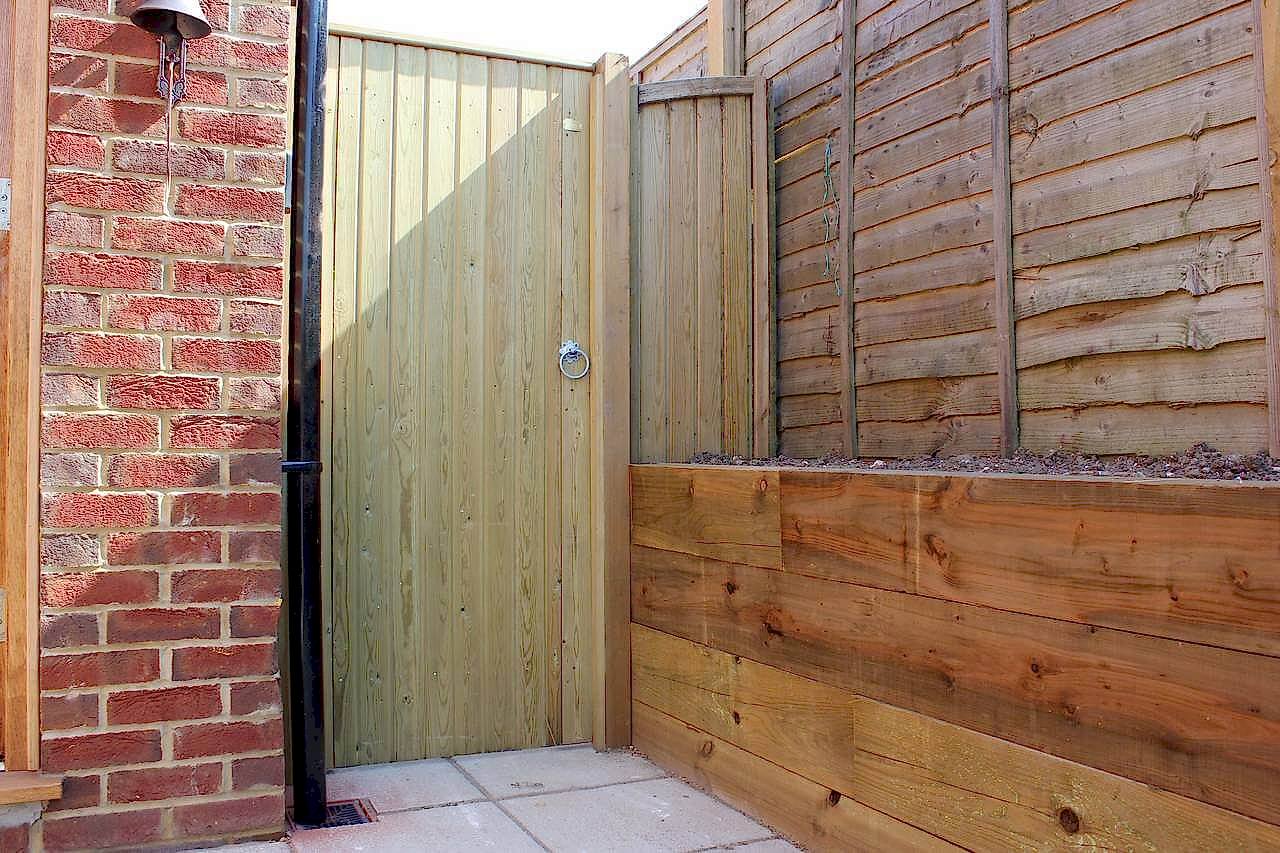 garden side gate