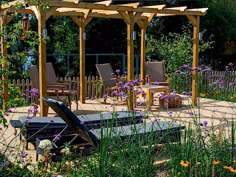 What makes a garden look expensive?