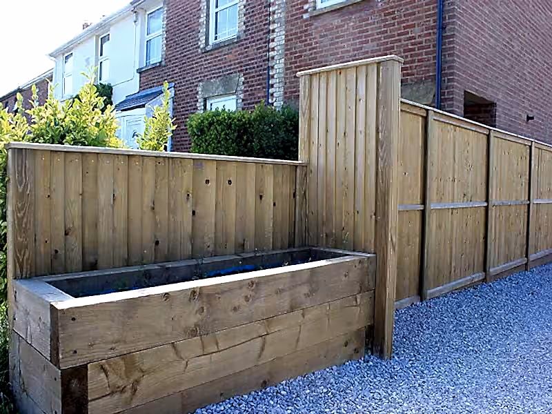 alley way fencing