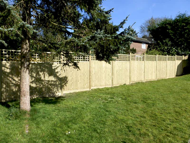 Caterham Fencing Jacksons Approved Installer