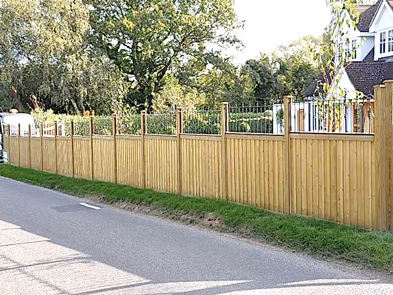 chilham fence with railing topper panel