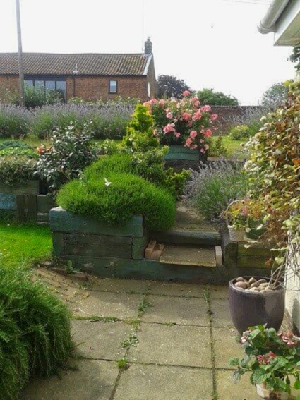 Janes garden before Jakwall timbers