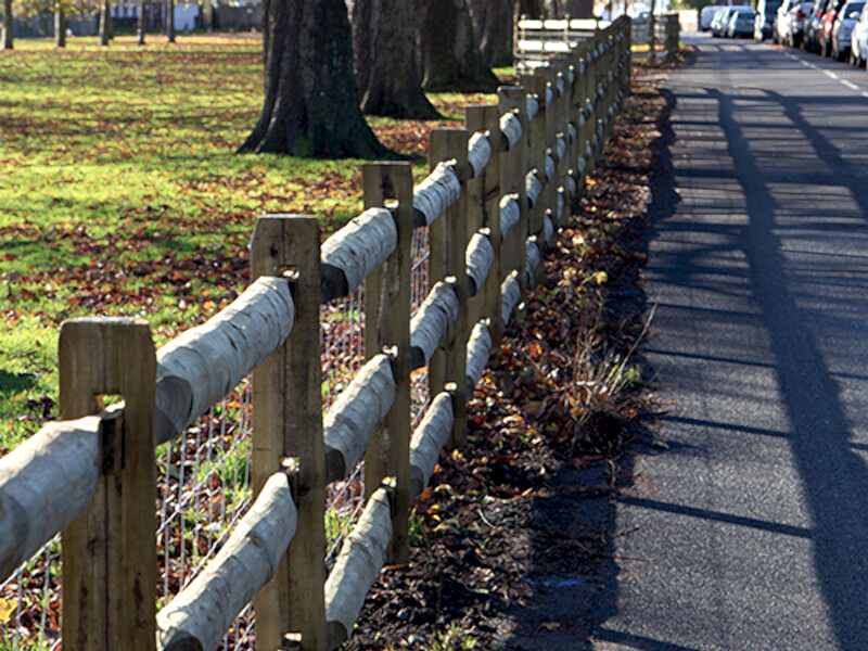 post and rail park fencing