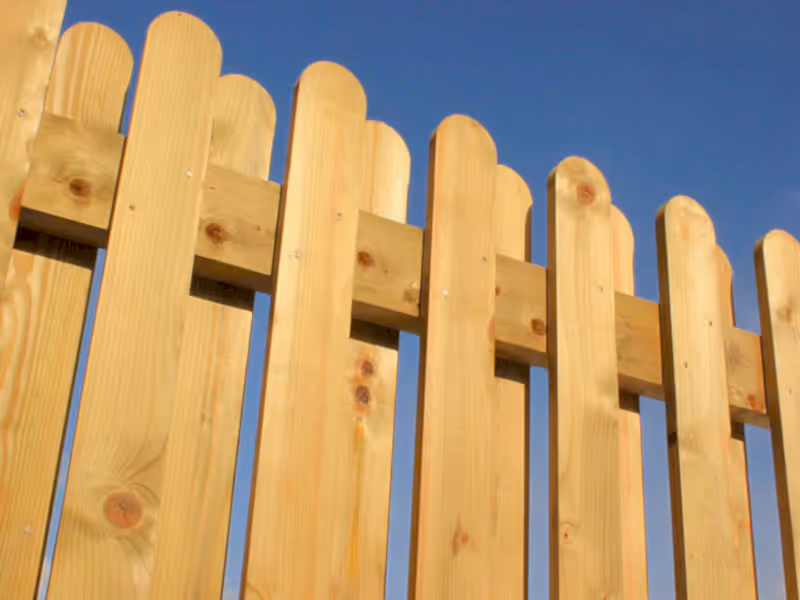 Double Sided Picket Fencing