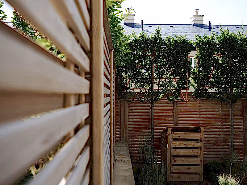 New build fencing