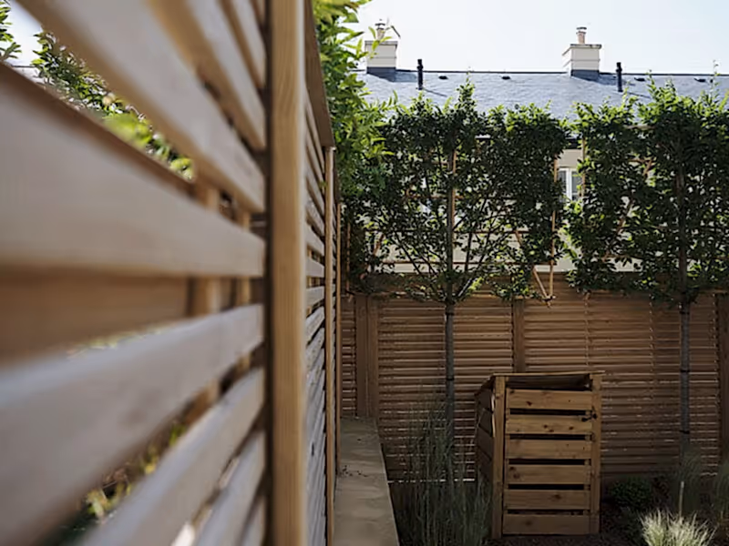 do fence panel fade
