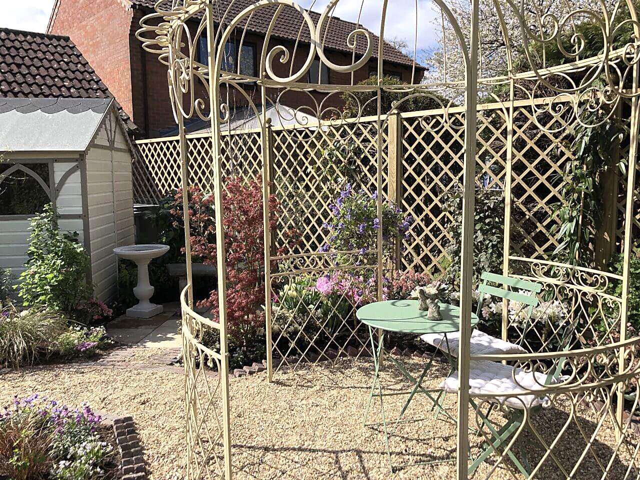 Gazebo side