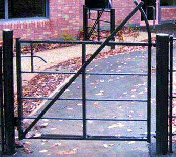 estate gate narrow