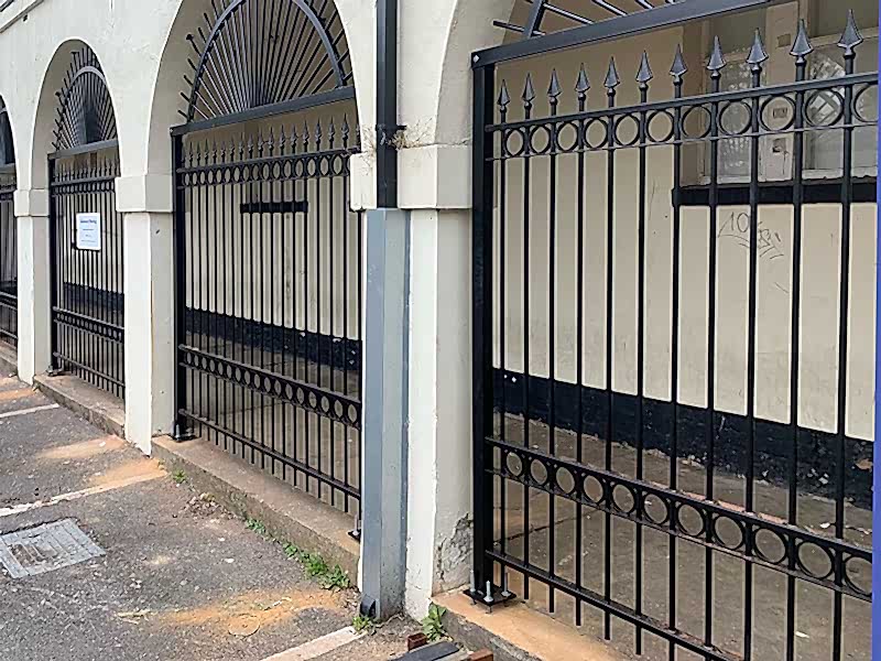 2000mm high wrought iron style railings