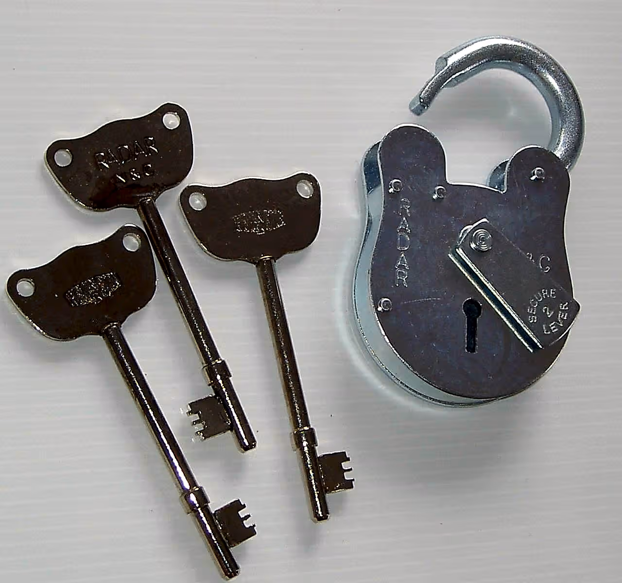 radar padlock